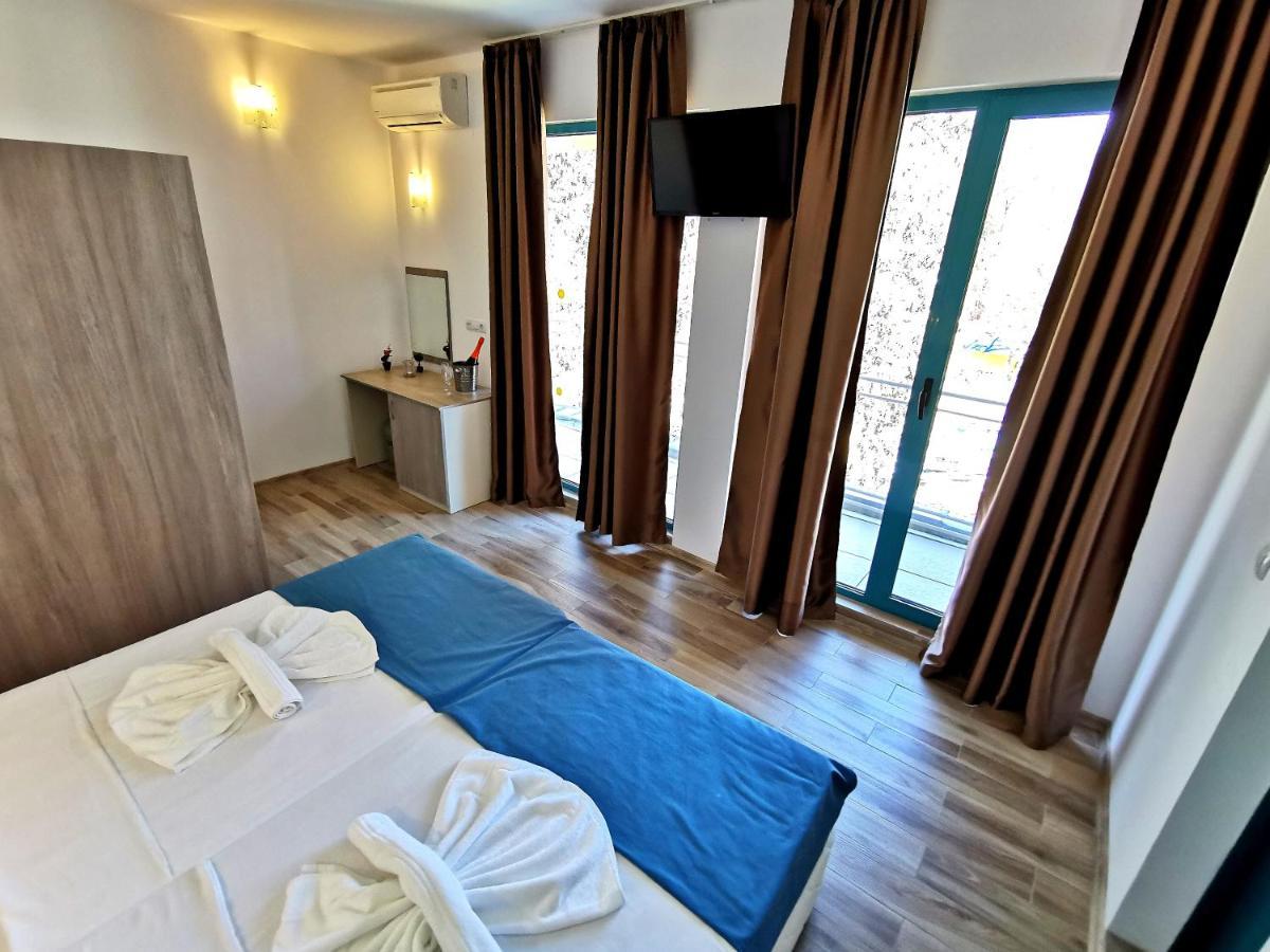 Hotel Largo Beach Sluneční pobřeží Exteriér fotografie