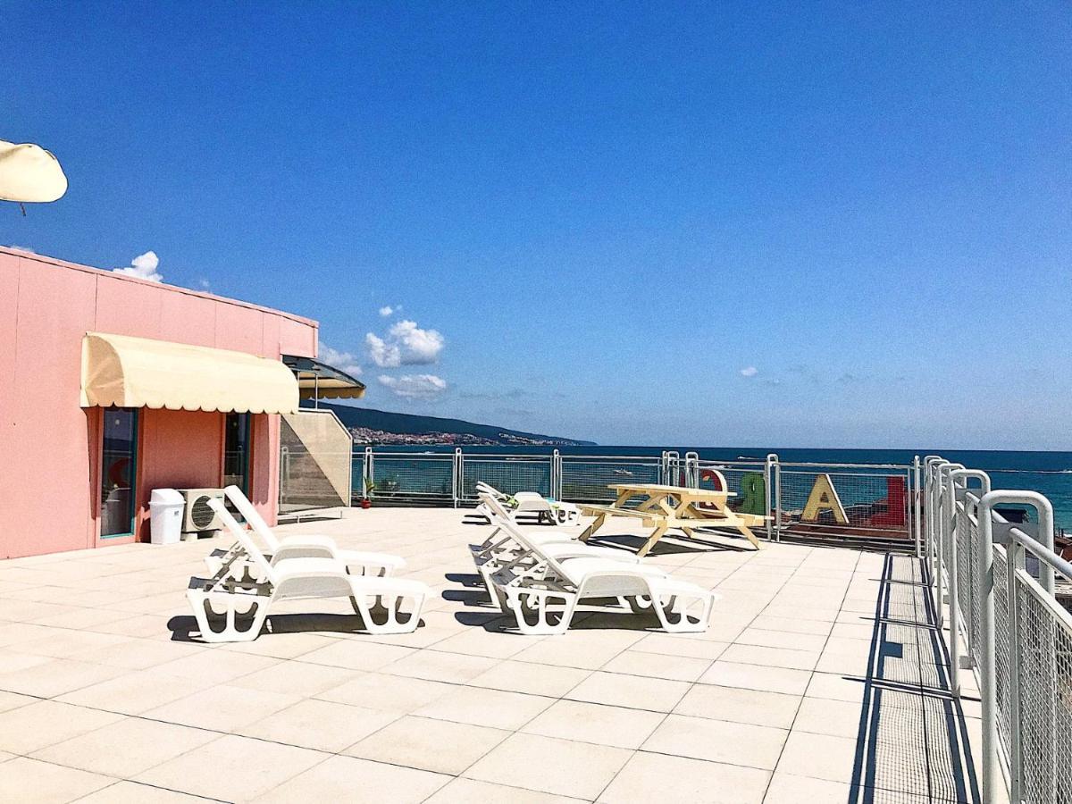 Hotel Largo Beach Sluneční pobřeží Exteriér fotografie